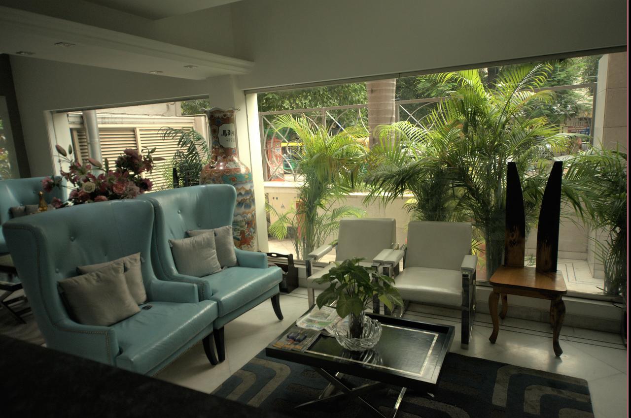 Hotel Palm Greens Ню Делхи Екстериор снимка